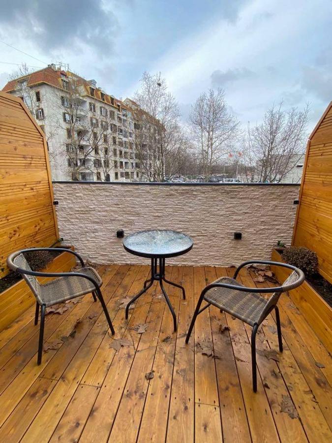 Super Seven Inn Belgrad Exteriör bild